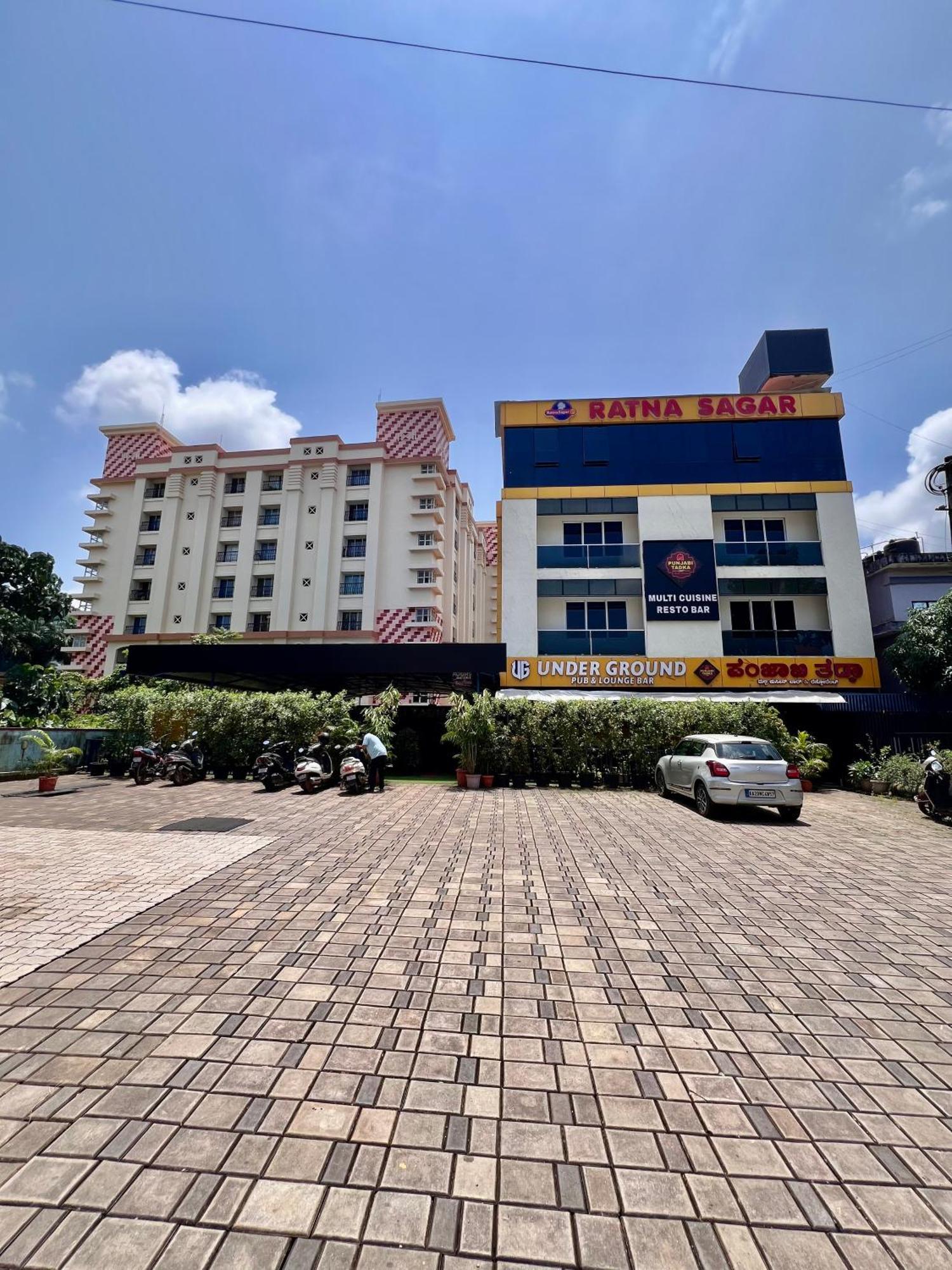 Ratna Sagar Hotel Manipal Exterior foto